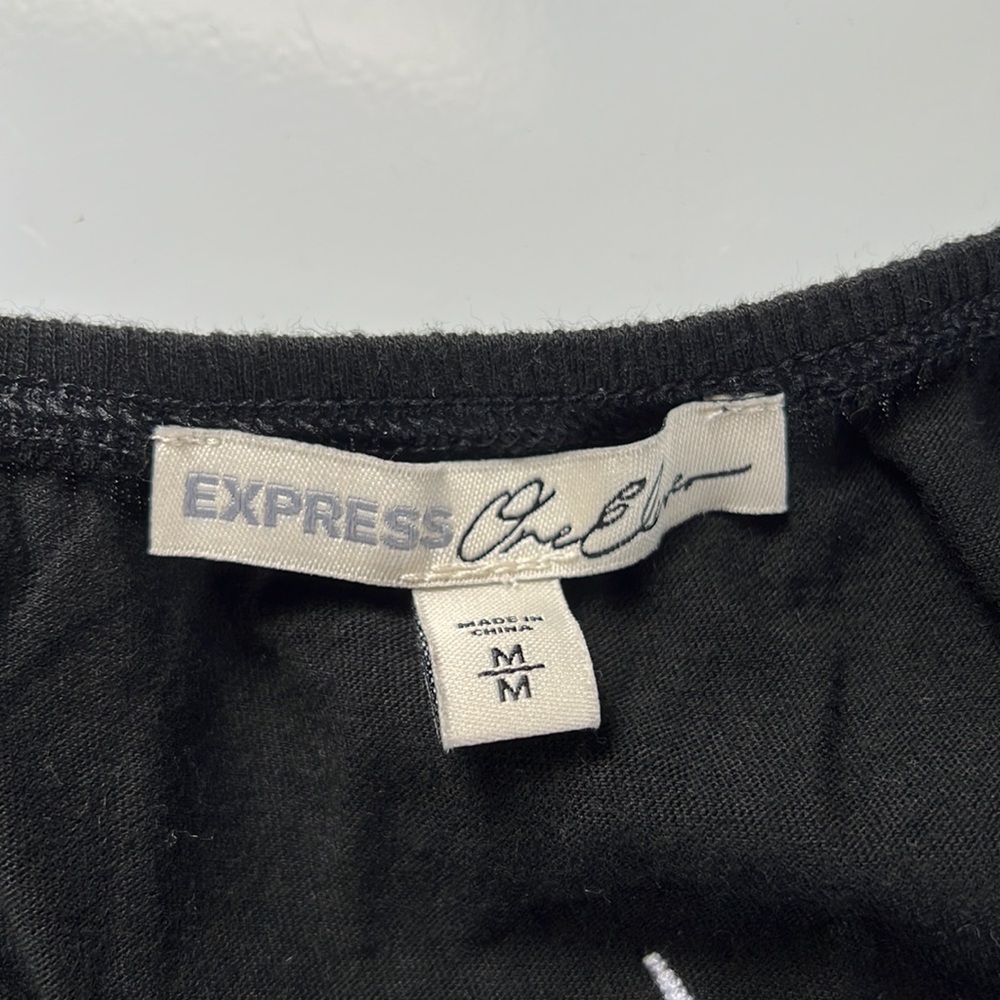 Express Top - Picture 3 of 3